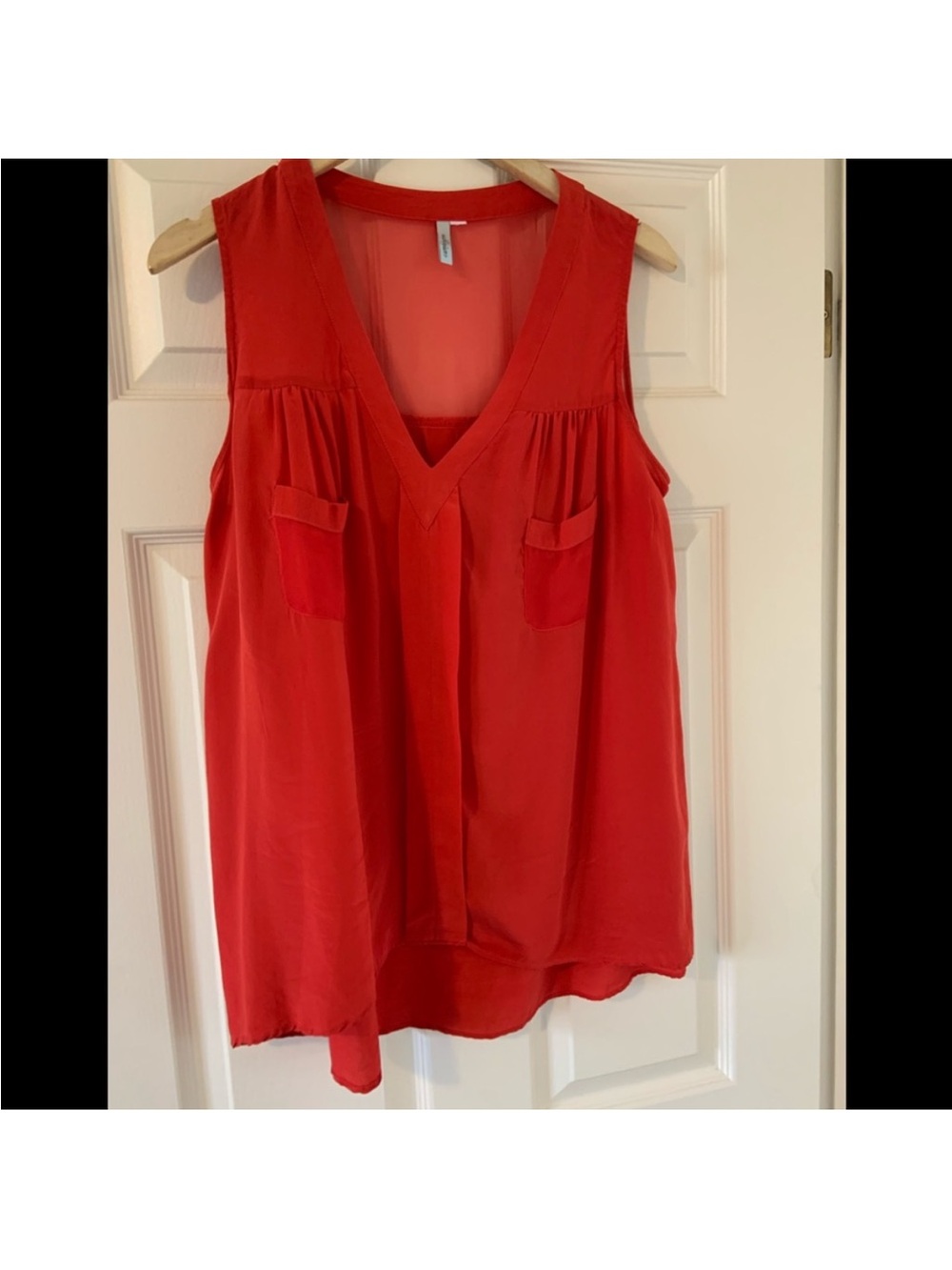 Pretty 100% silk Sleeveless Red V-Neck tunic Blouse with Chest Pockets